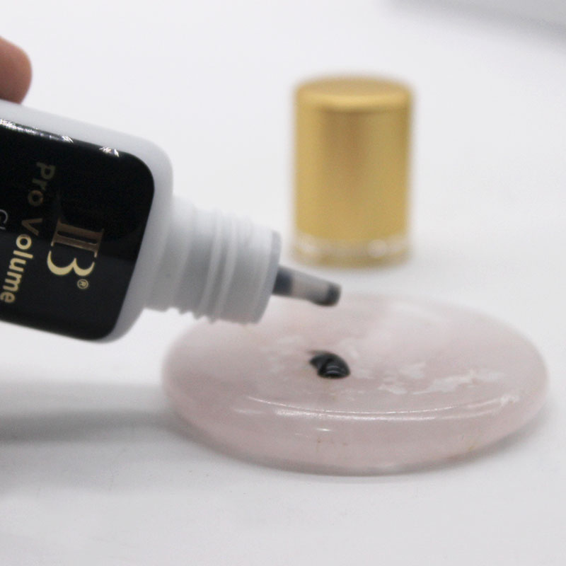 5/10Pcs Nowy klej IB Pro Volum – Eyelash Extension Last recenzja i cena