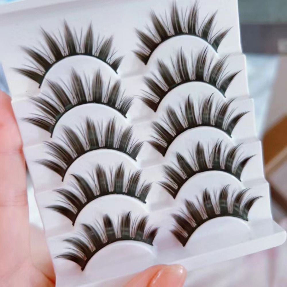 Naturalne rzęsy o efekcie mokr – Eyelash Extension Wet Look recenzja i cena